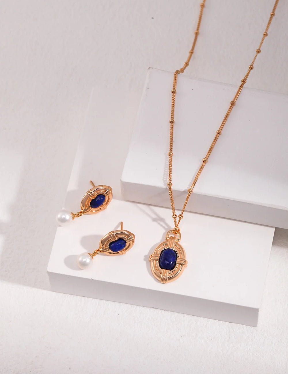Vintage Style Lapis Lazuli Necklace