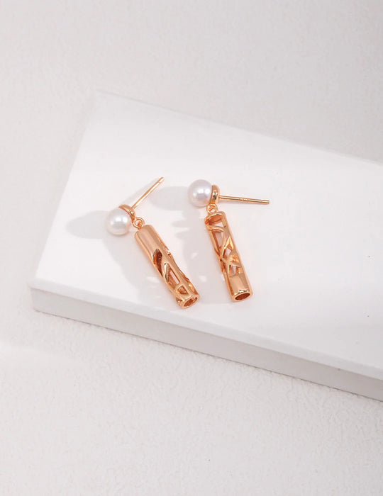 Hollow Strip Pearl Earrings