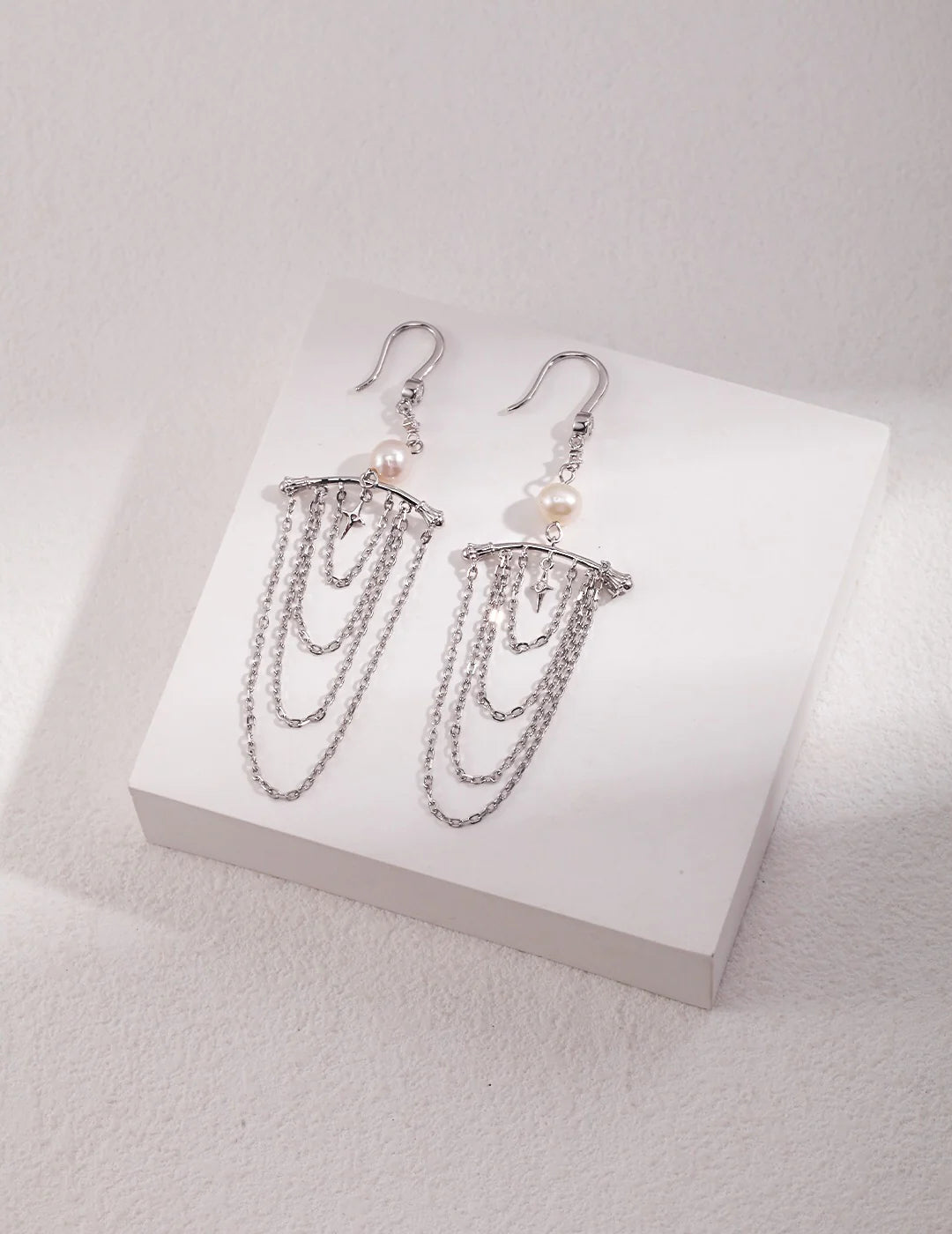 Chain Tassel Pearl Earrings