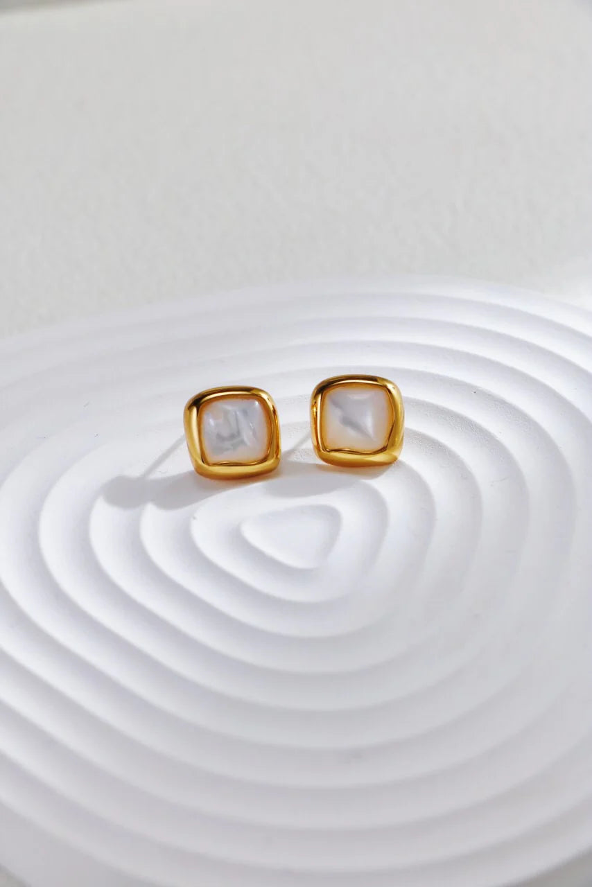 Minimalist Mother-Of-Pearl Stud Earrings