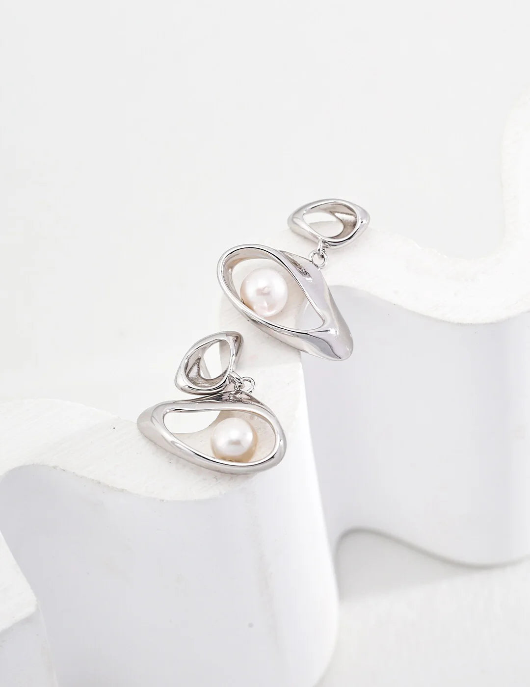 The Eye of Hope Pearl Drop Earrings