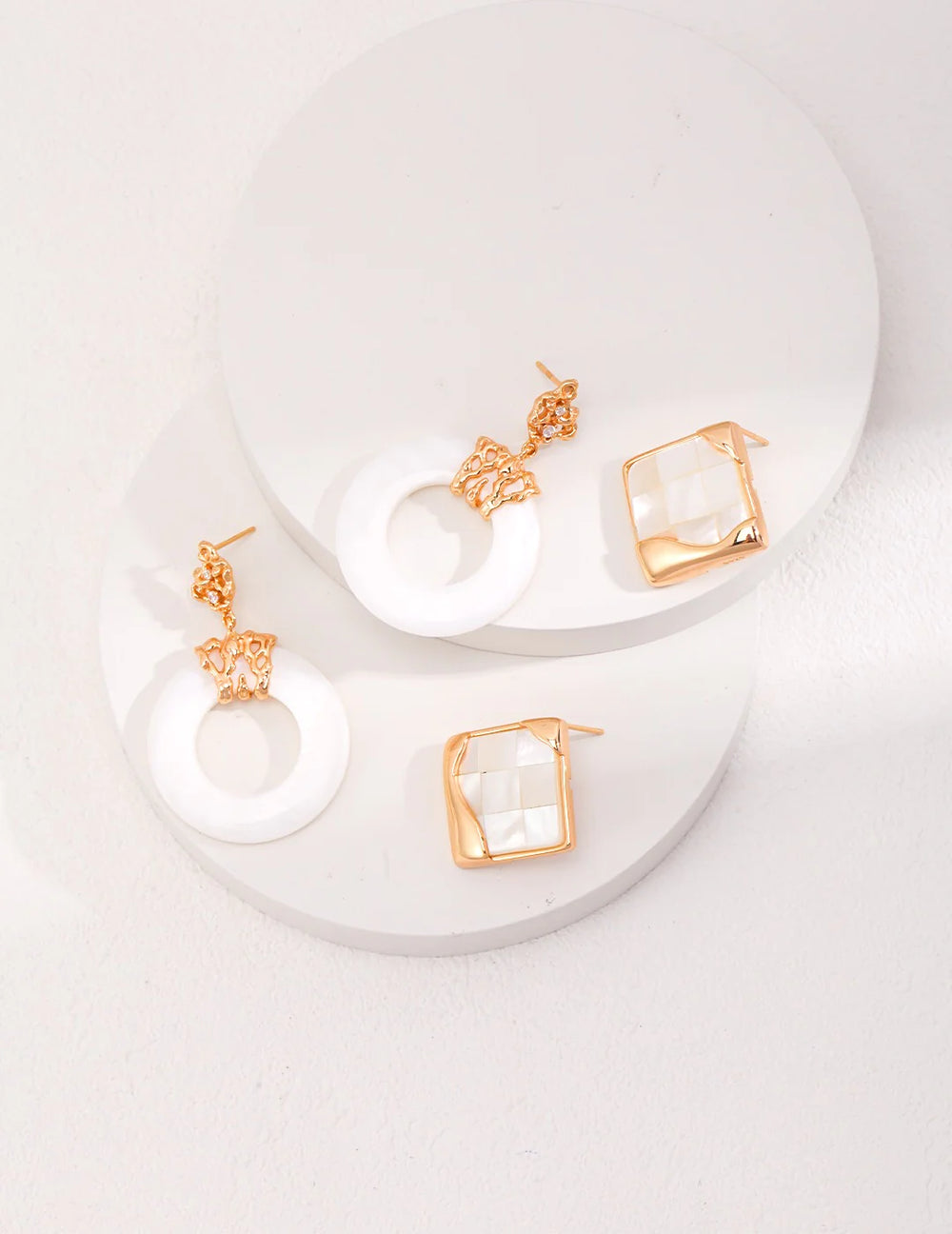 Hollow round Shell Drop Earrings