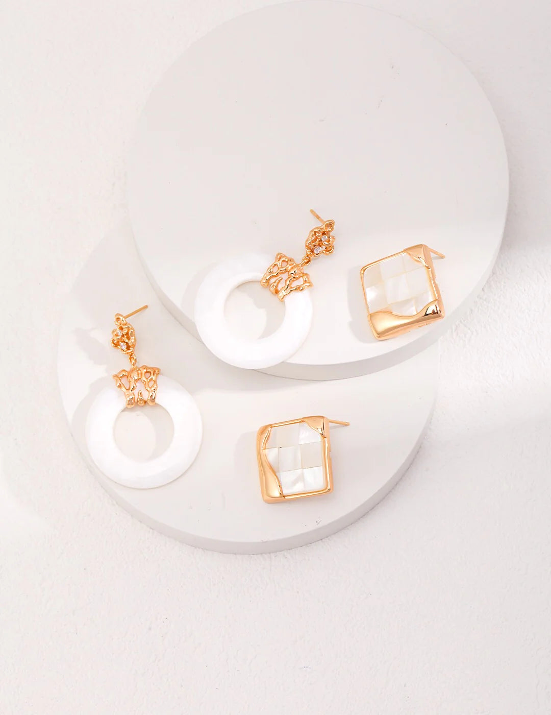 Hollow round Shell Drop Earrings