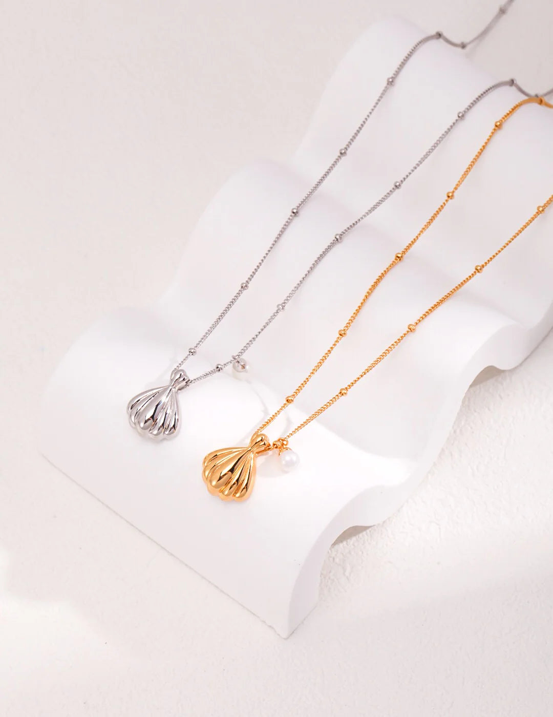 Natural Pearl Shell Style Necklace
