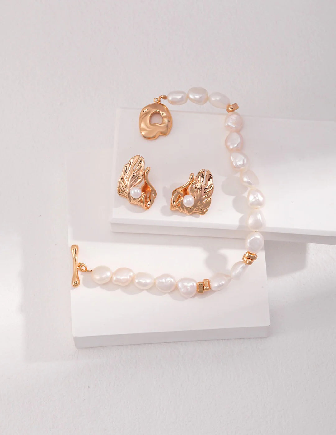 Irregular Leaf Pearl Earrings